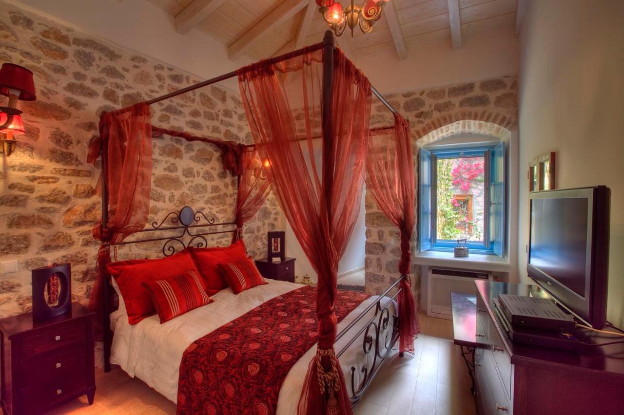 Portadelmare Deluxe Suites Hydra  Zewnętrze zdjęcie
