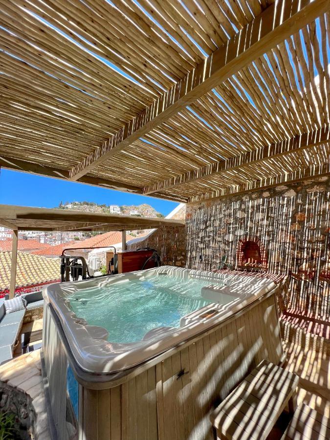Portadelmare Deluxe Suites Hydra  Zewnętrze zdjęcie