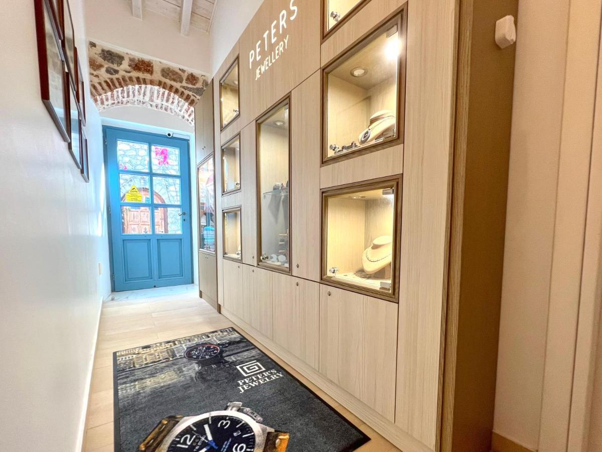 Portadelmare Deluxe Suites Hydra  Zewnętrze zdjęcie